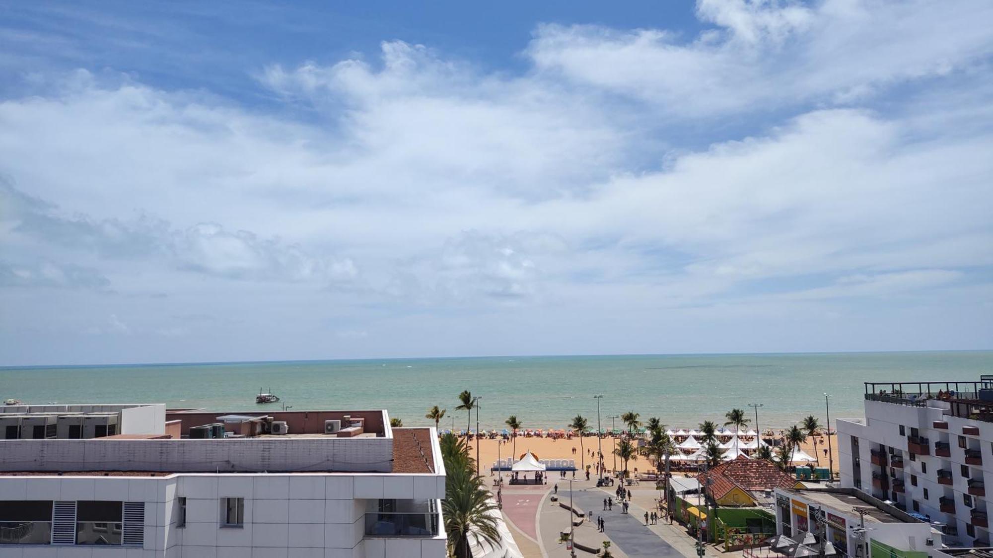 Flat Em Tambau 50m Da *